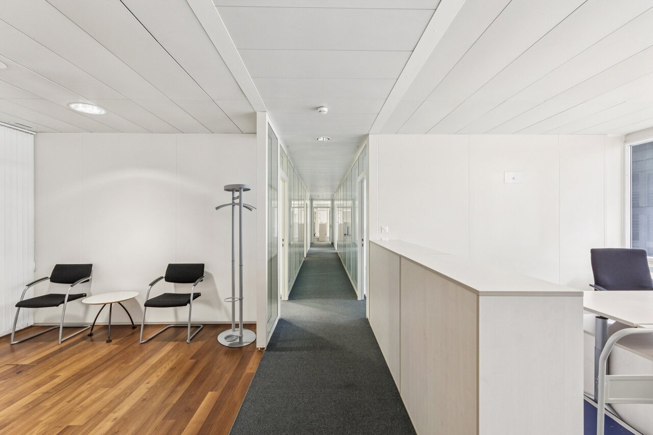 336m² office, photo 7 of 10