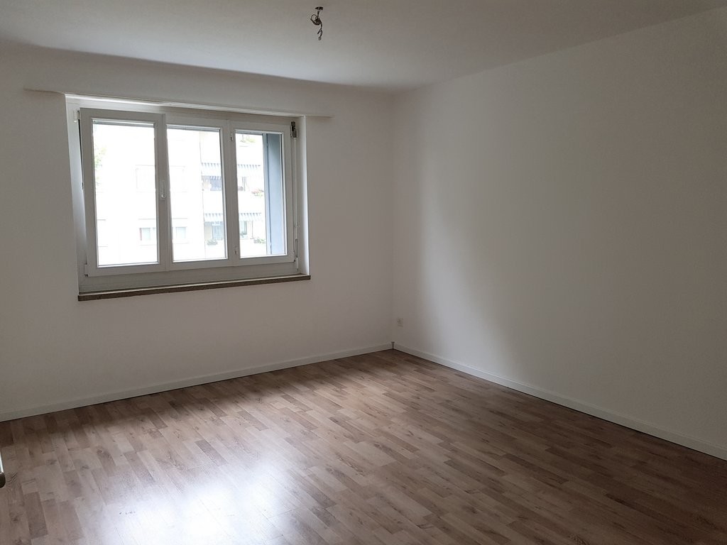 4 rooms apartment, photo 6 of 9