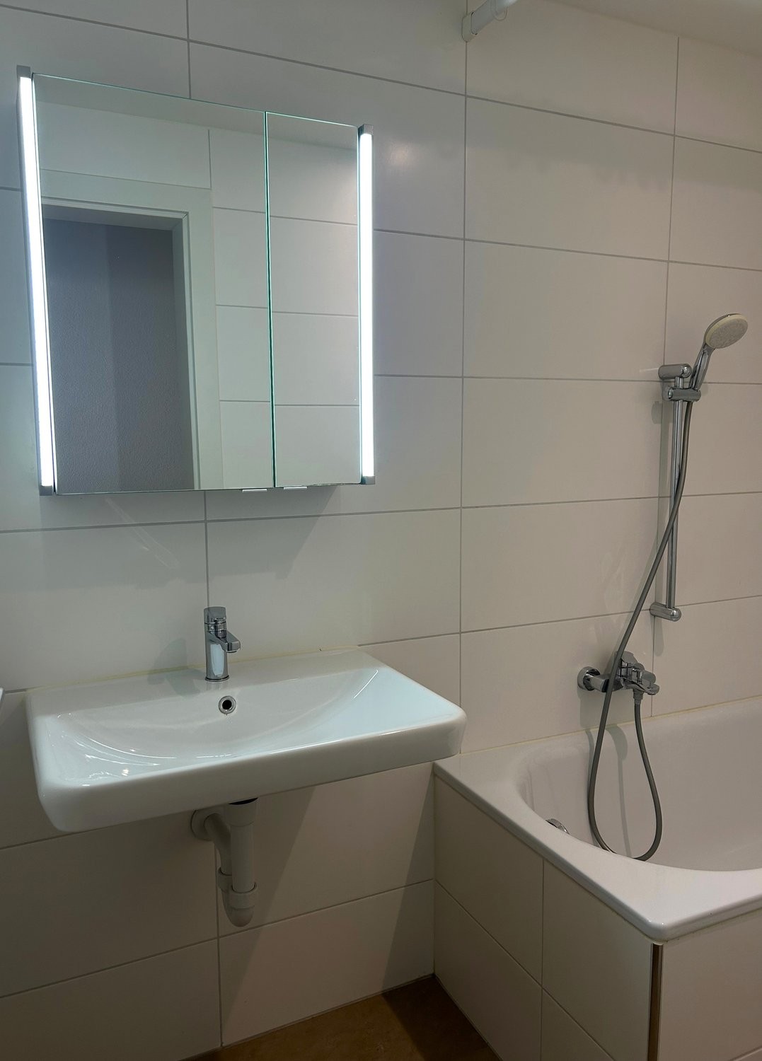5 rooms apartment, photo 6 of 10