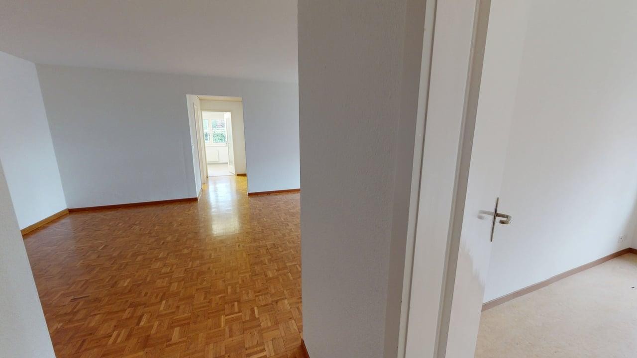 3 rooms apartment, photo 3 of 10