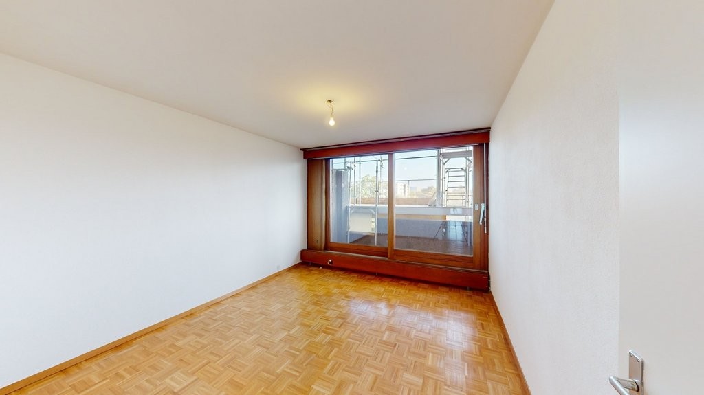 4 rooms apartment, photo 6 of 10