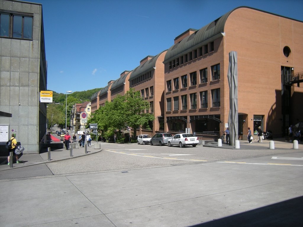 430m² office