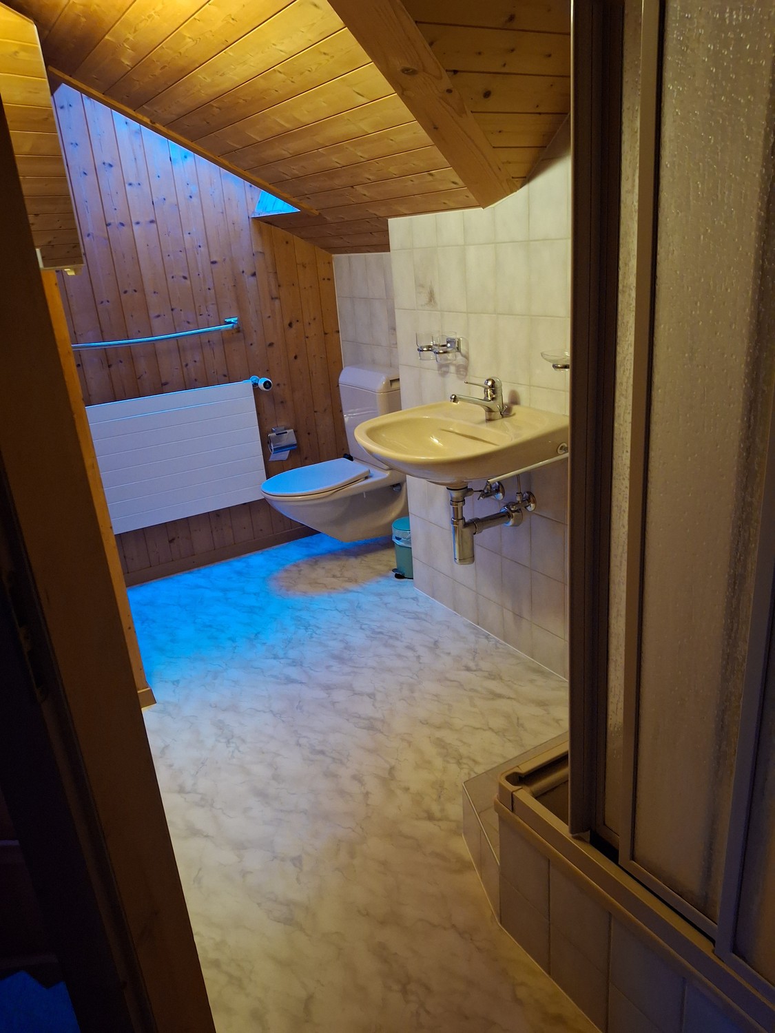 Room in a shared flat, photo 3 of 3