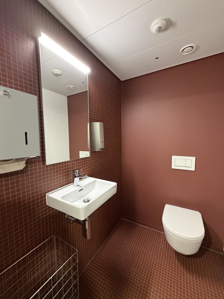 84m² shop, photo 5 of 6