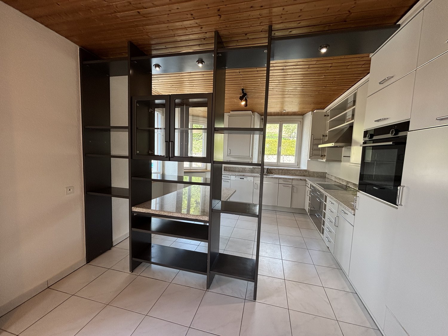 4 rooms apartment, photo 9 of 10