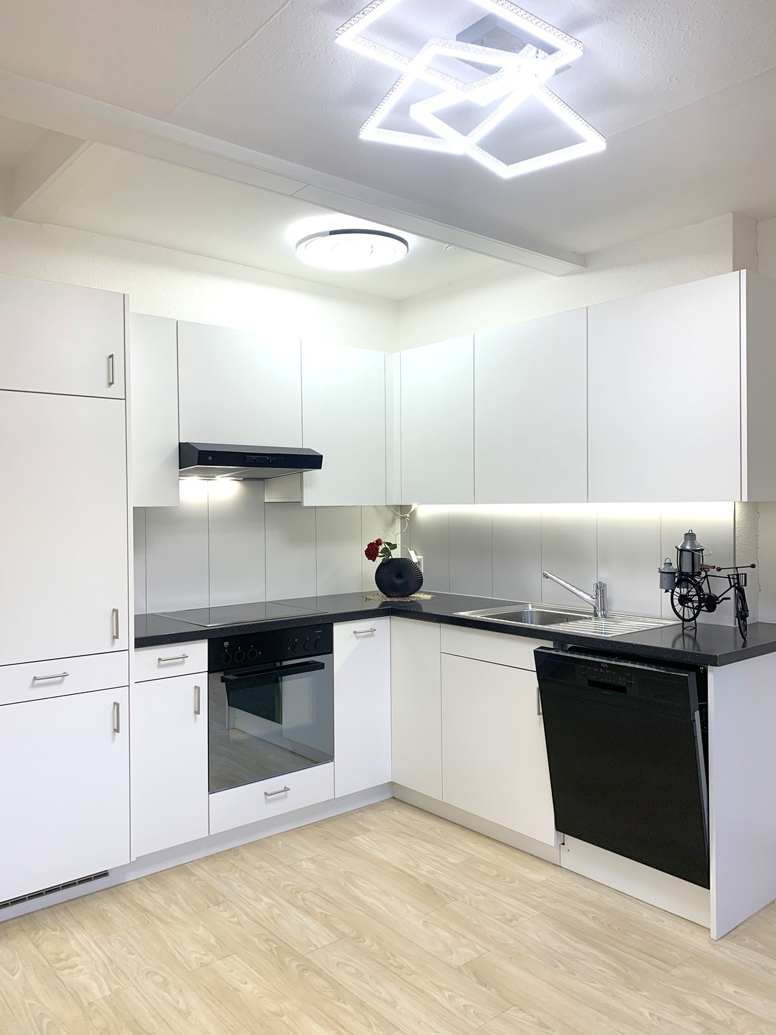 2 ½ rooms apartment, photo 1 of 8