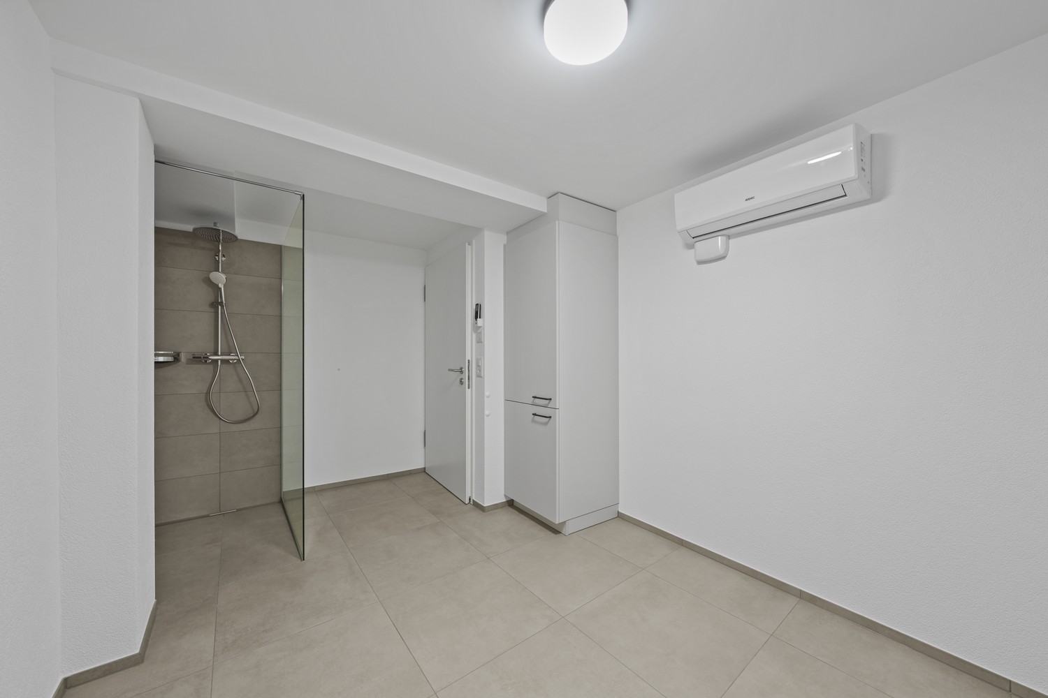 100m² commercial, photo 5 of 10