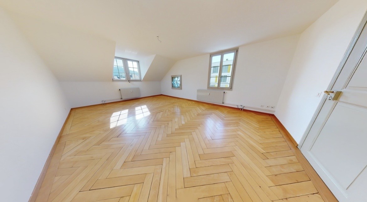6 rooms apartment, photo 9 of 10