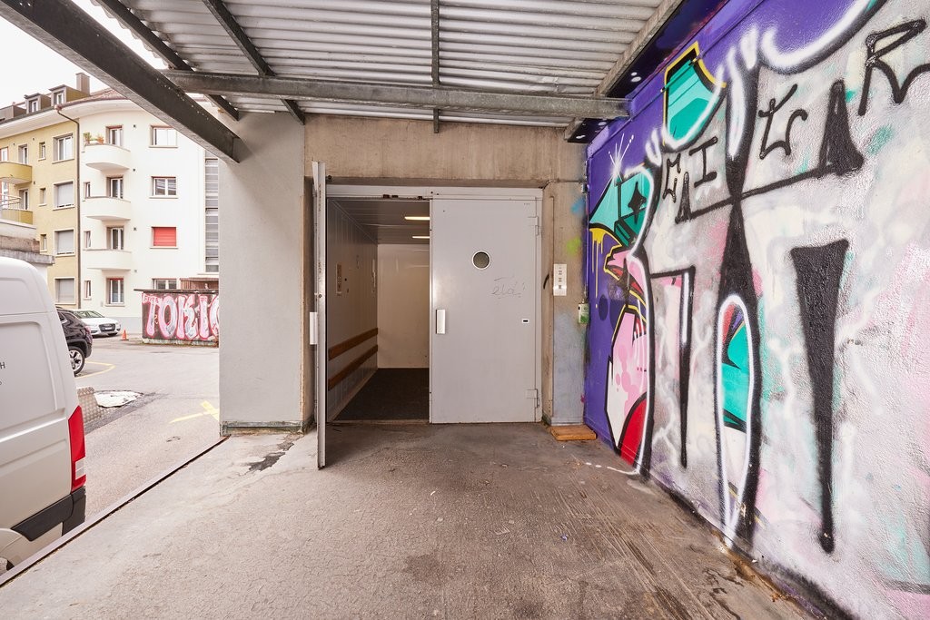 27m² local de stockage, photo 2 sur 3