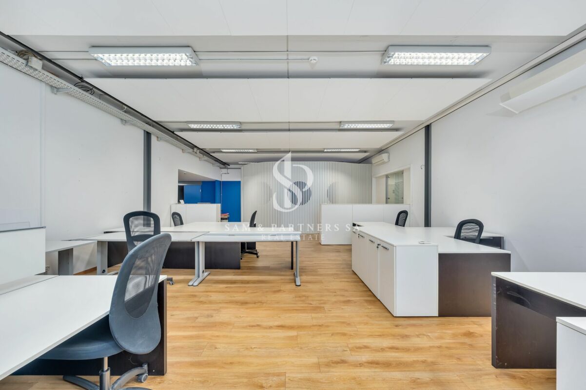 Office, photo 2 of 10