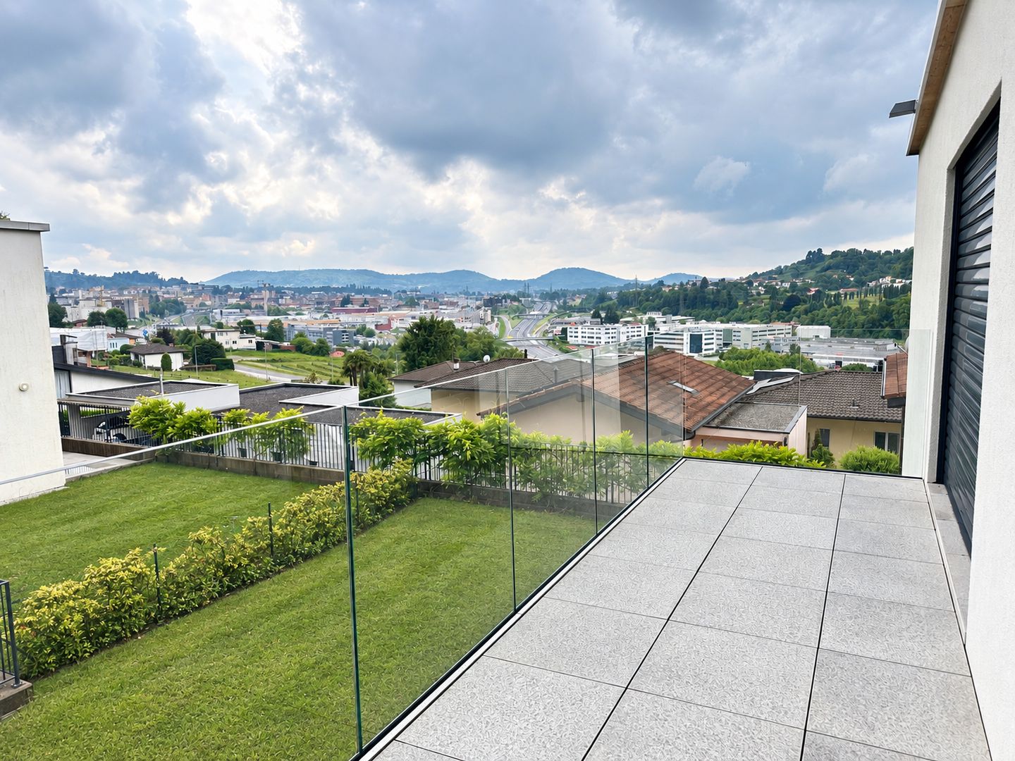 Appartement avec terrasse de 2 ½ pièces
