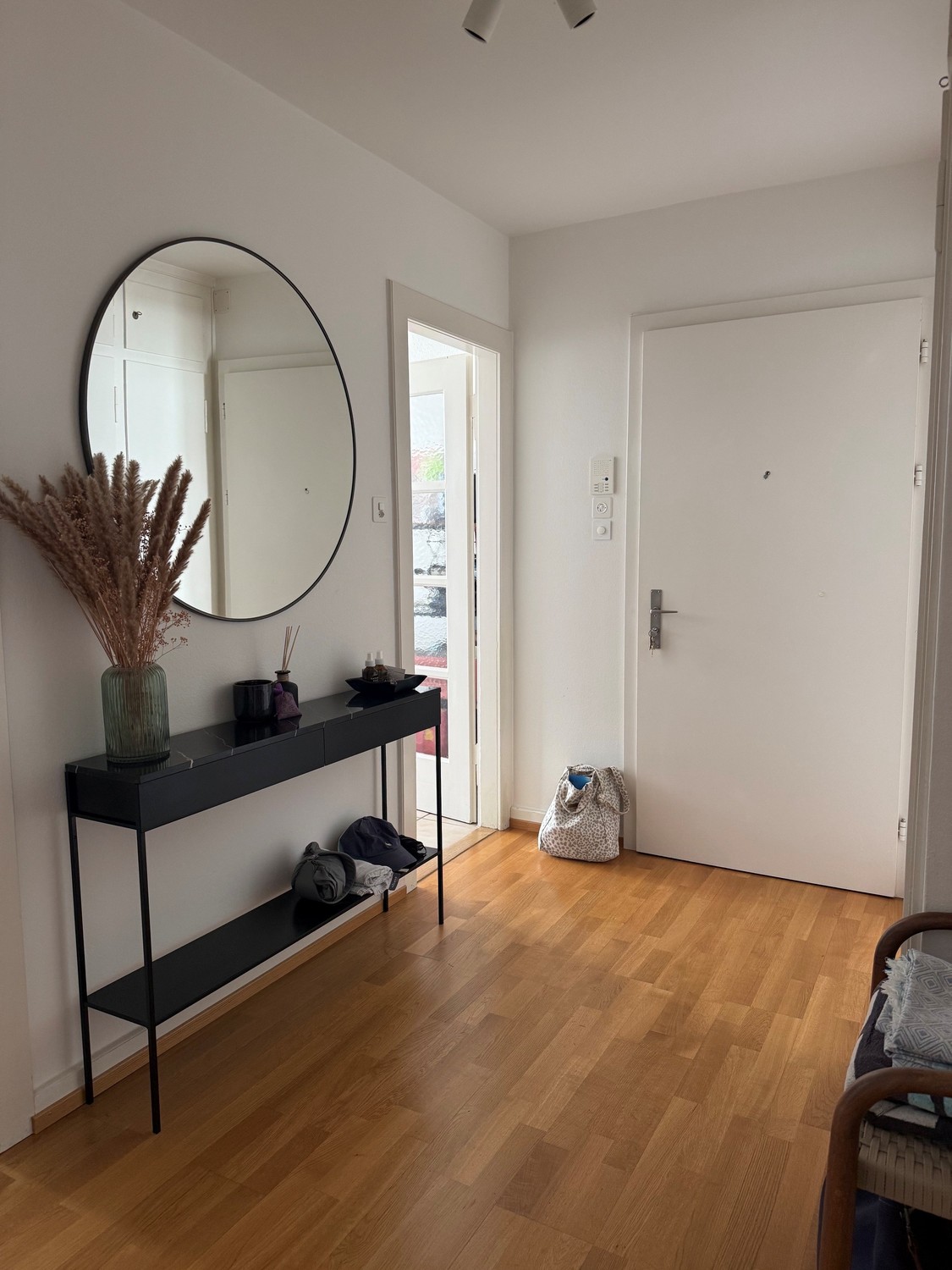 3 rooms apartment, photo 2 of 9