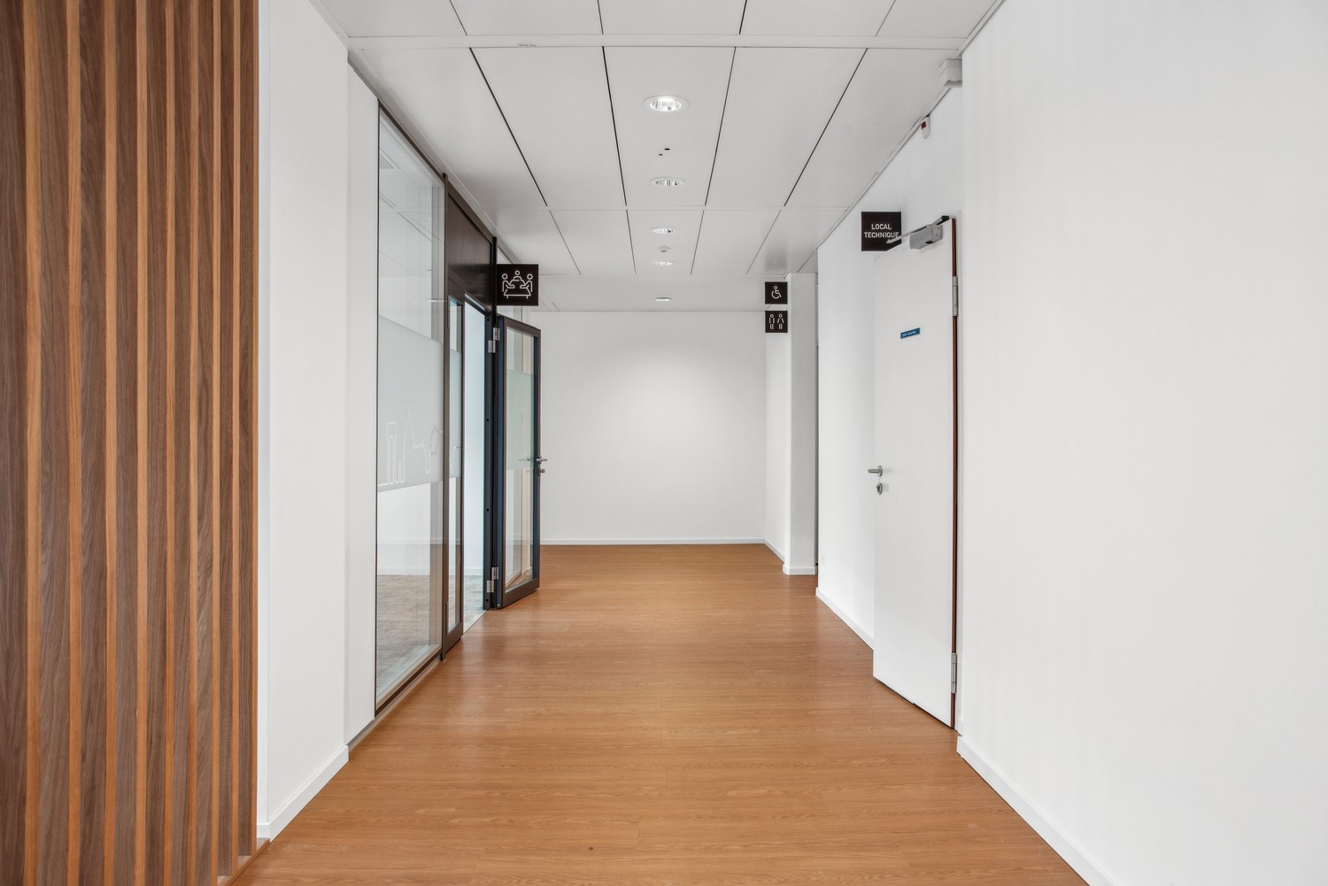 Office, photo 5 of 6