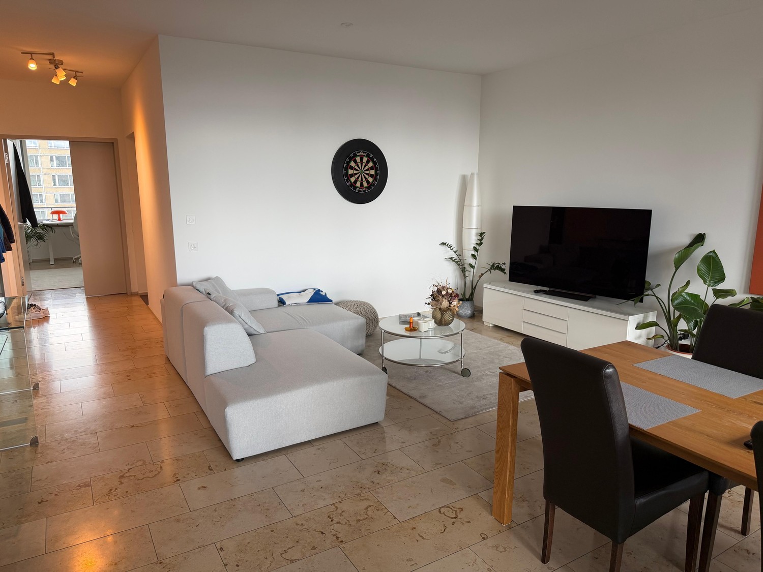 2 rooms apartment, photo 1 of 10