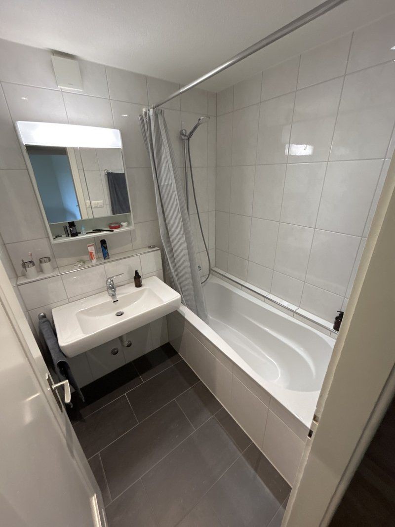 Chambre dans un appartement partagé