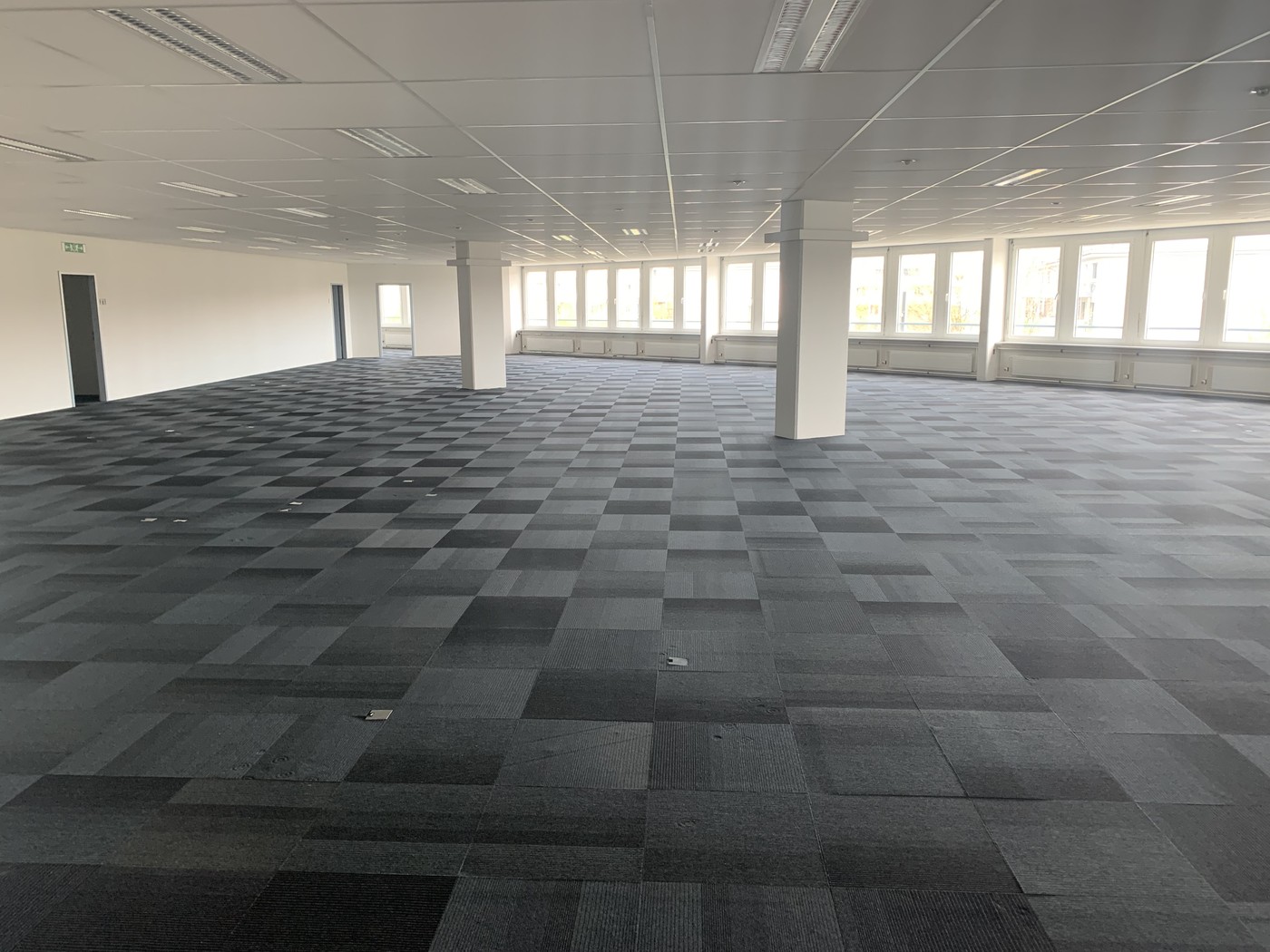 282-1030m² bureau