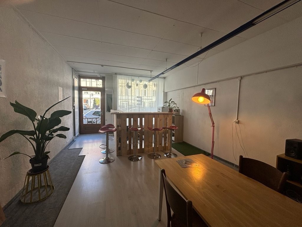 150m² commercial, photo 3 of 4