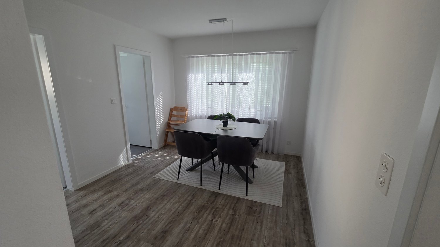 4 rooms apartment, photo 1 of 7