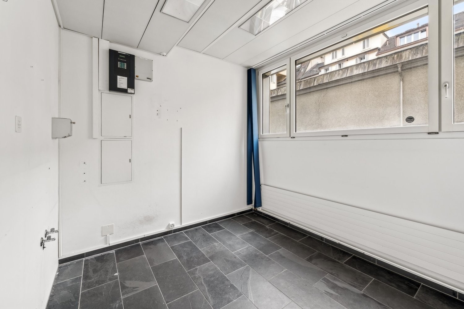 148m² shop, photo 5 of 6