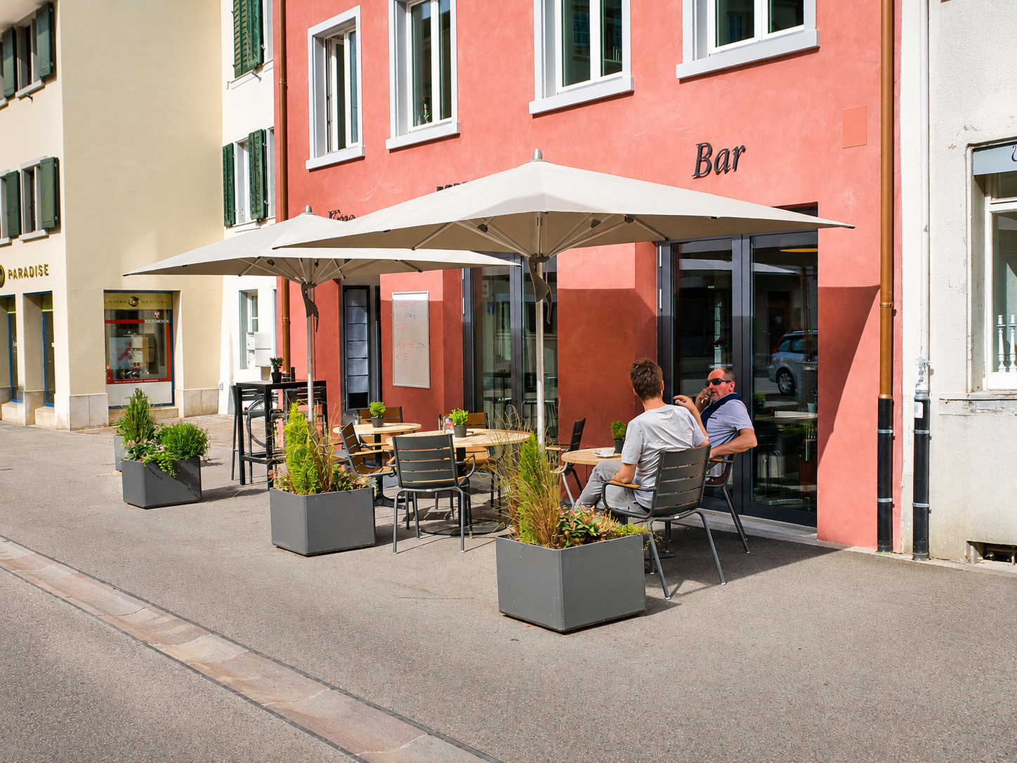 68m² bar, photo 1 of 6