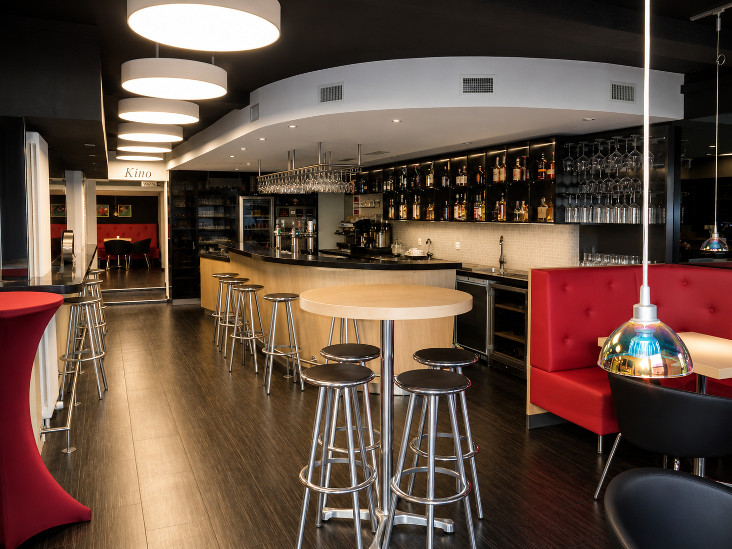 68m² bar, photo 3 of 6