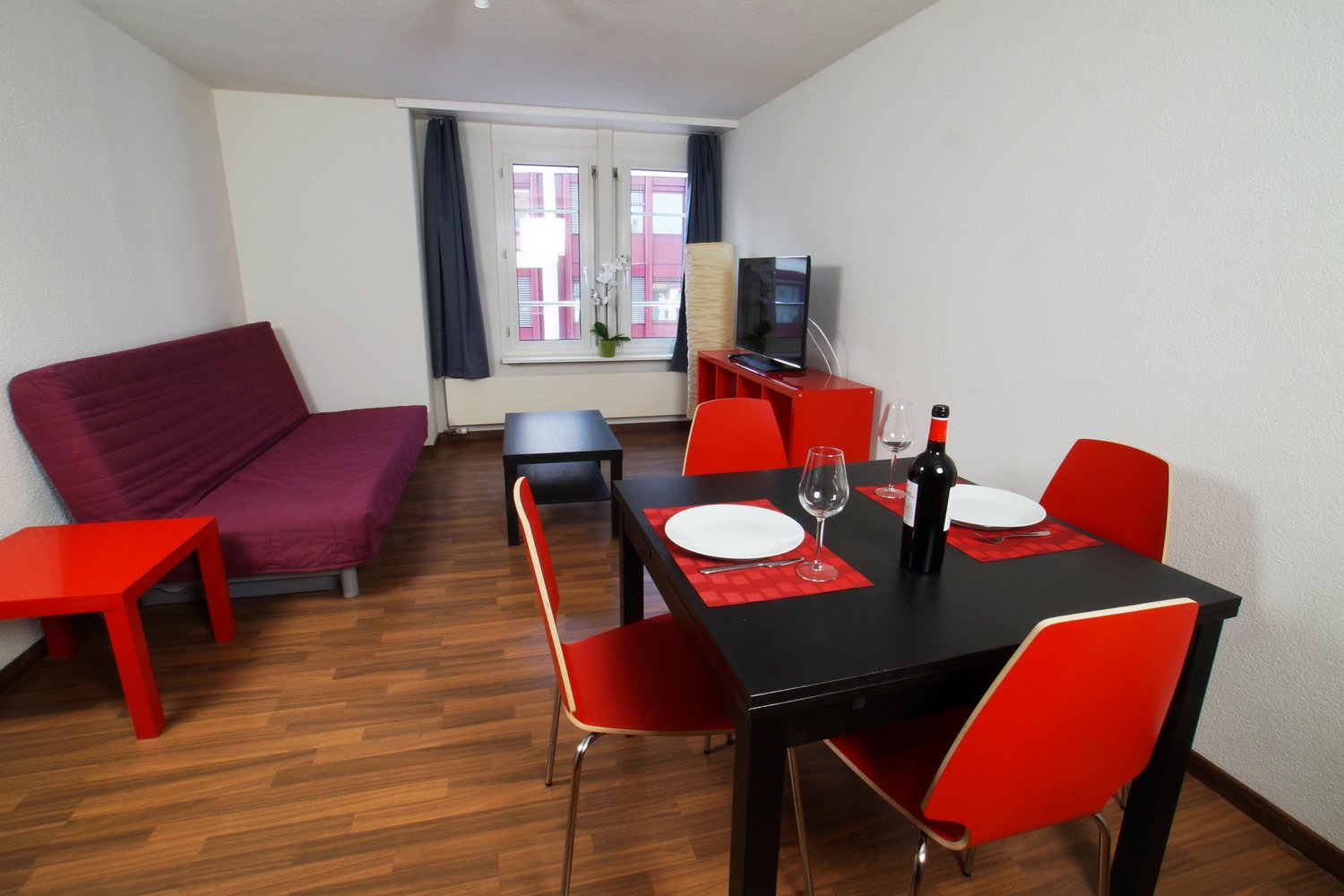 2 rooms furnished flat, photo 2 of 10