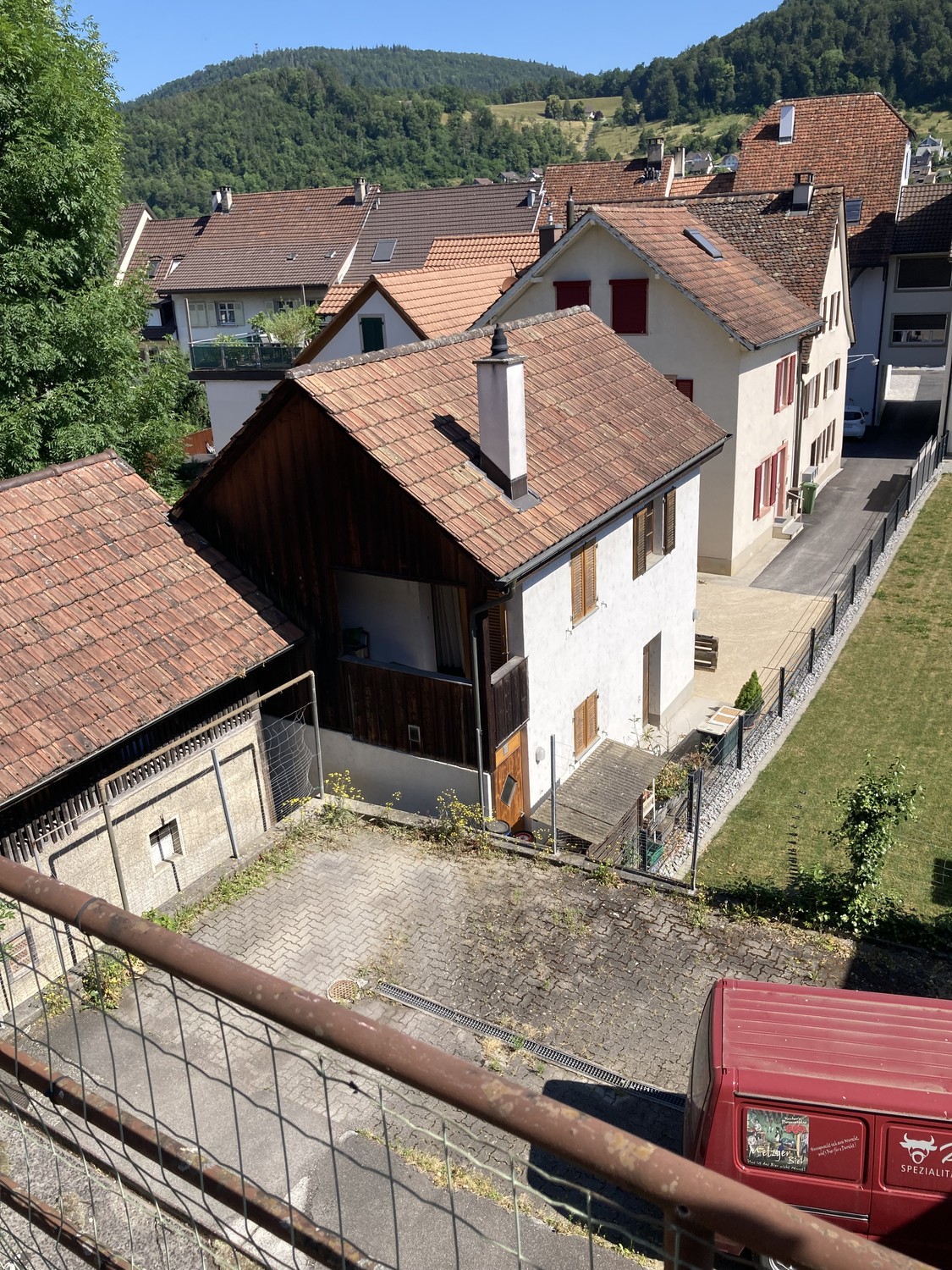 2 rooms single house