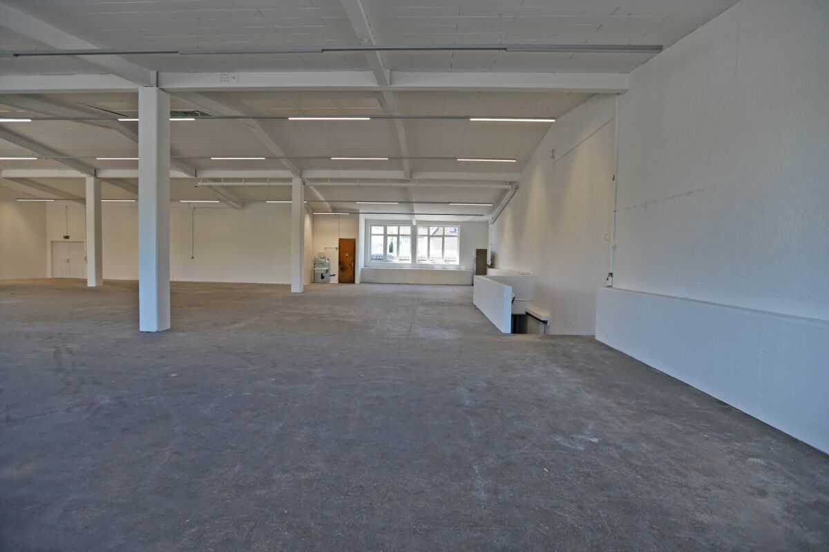 560m² storage room, photo 7 of 10