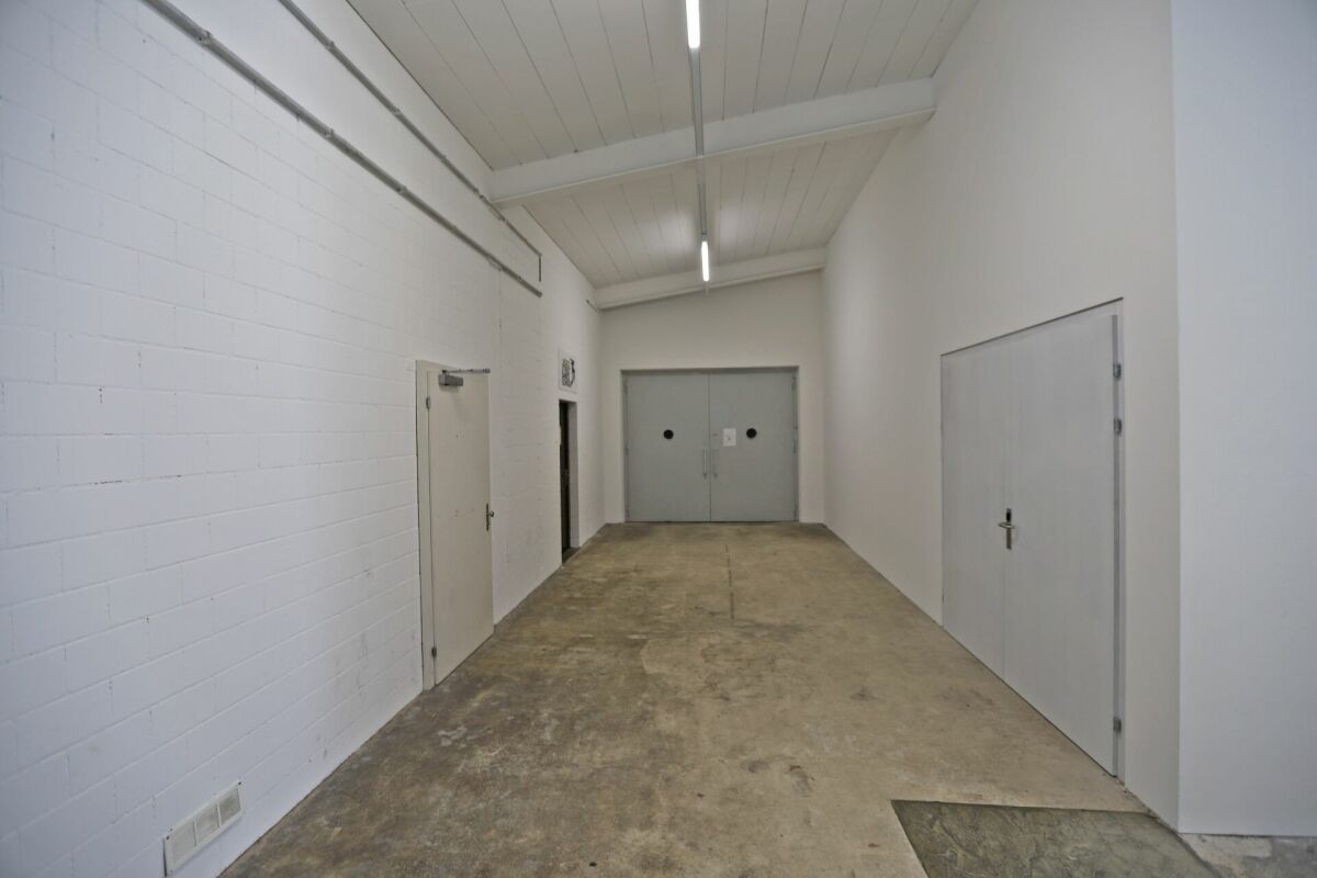 560m² storage room, photo 10 of 10