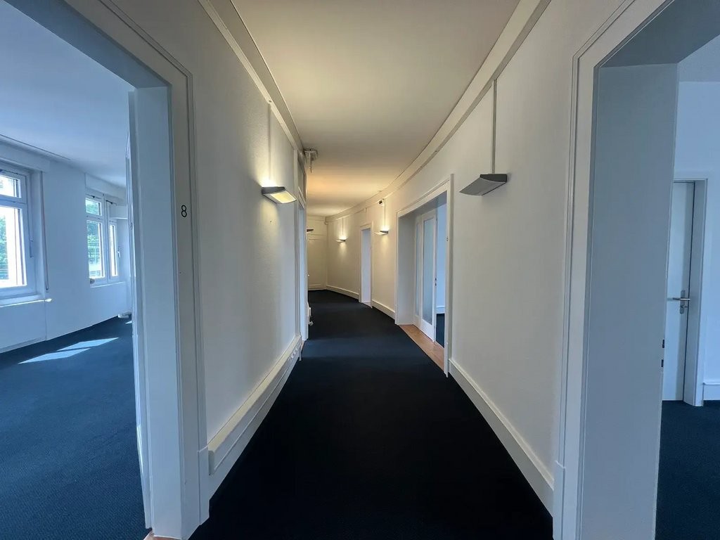 268m² office, photo 5 of 10