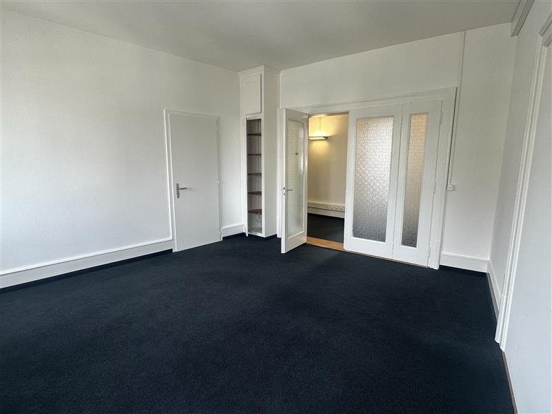 268m² office, photo 8 of 10