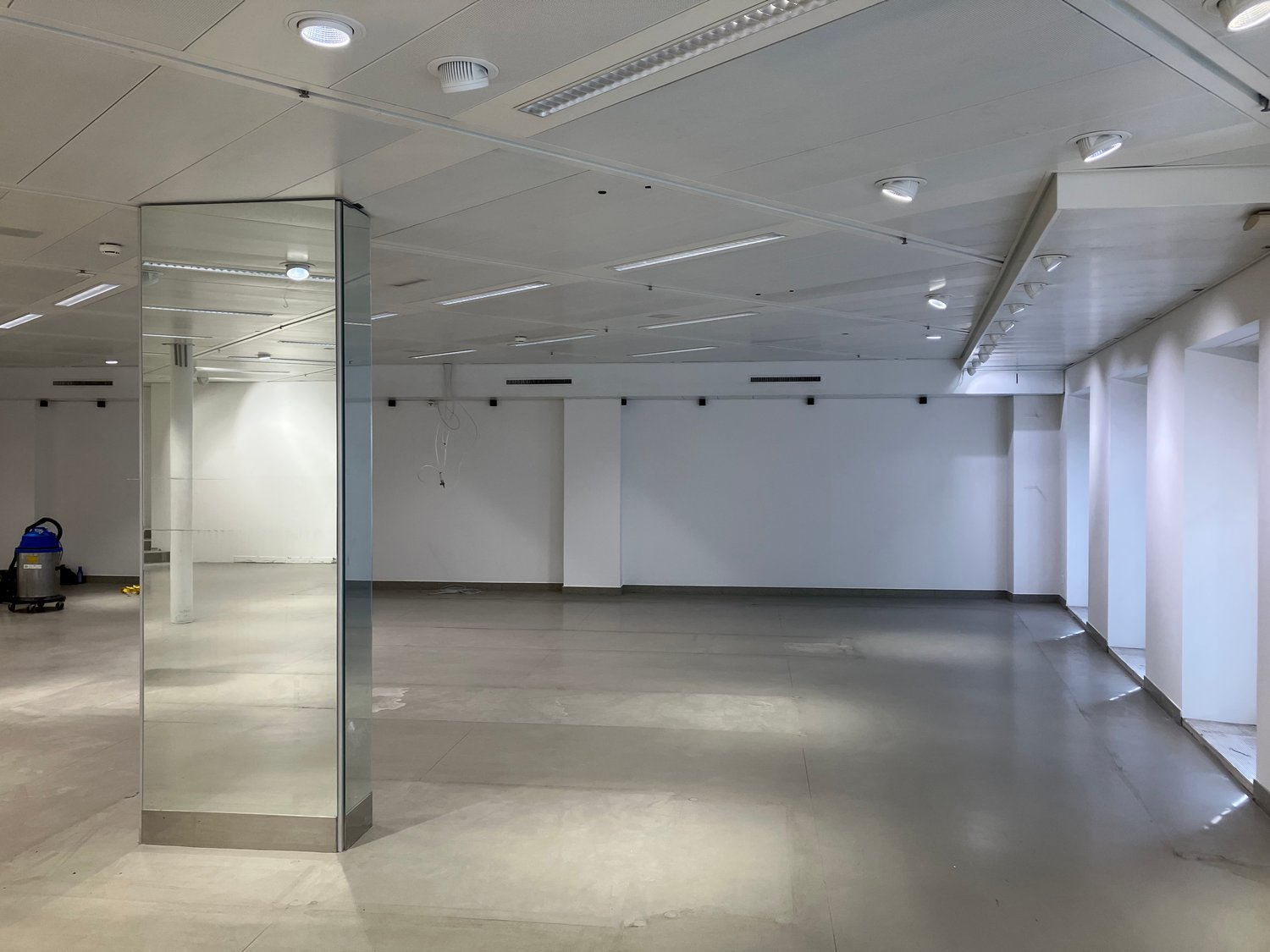 260m² office, photo 5 of 5