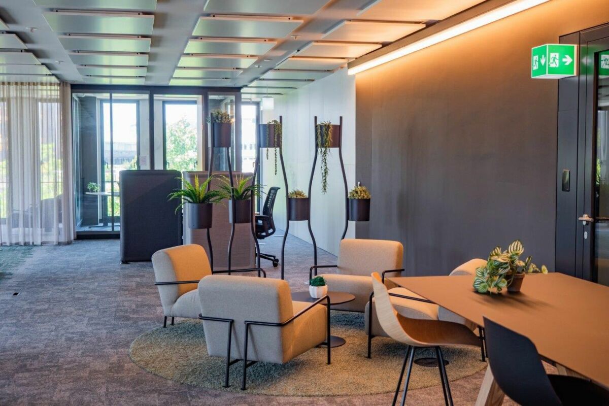 4500m² office, photo 5 of 10