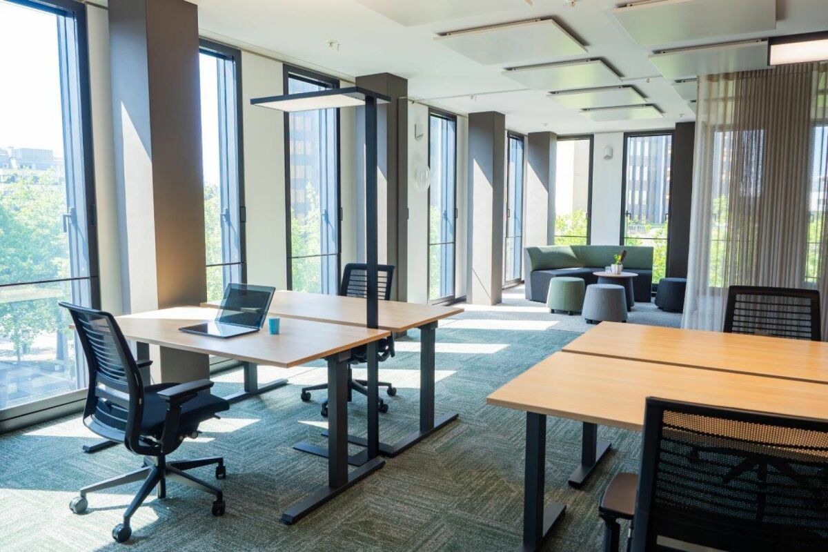 4500m² office, photo 3 of 10