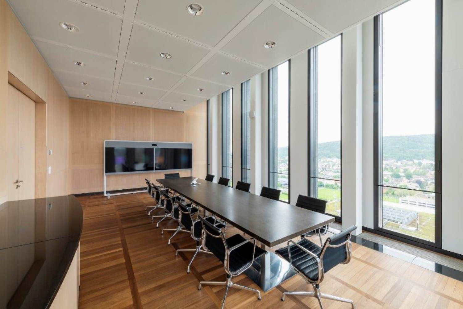 4500m² office, photo 7 of 10