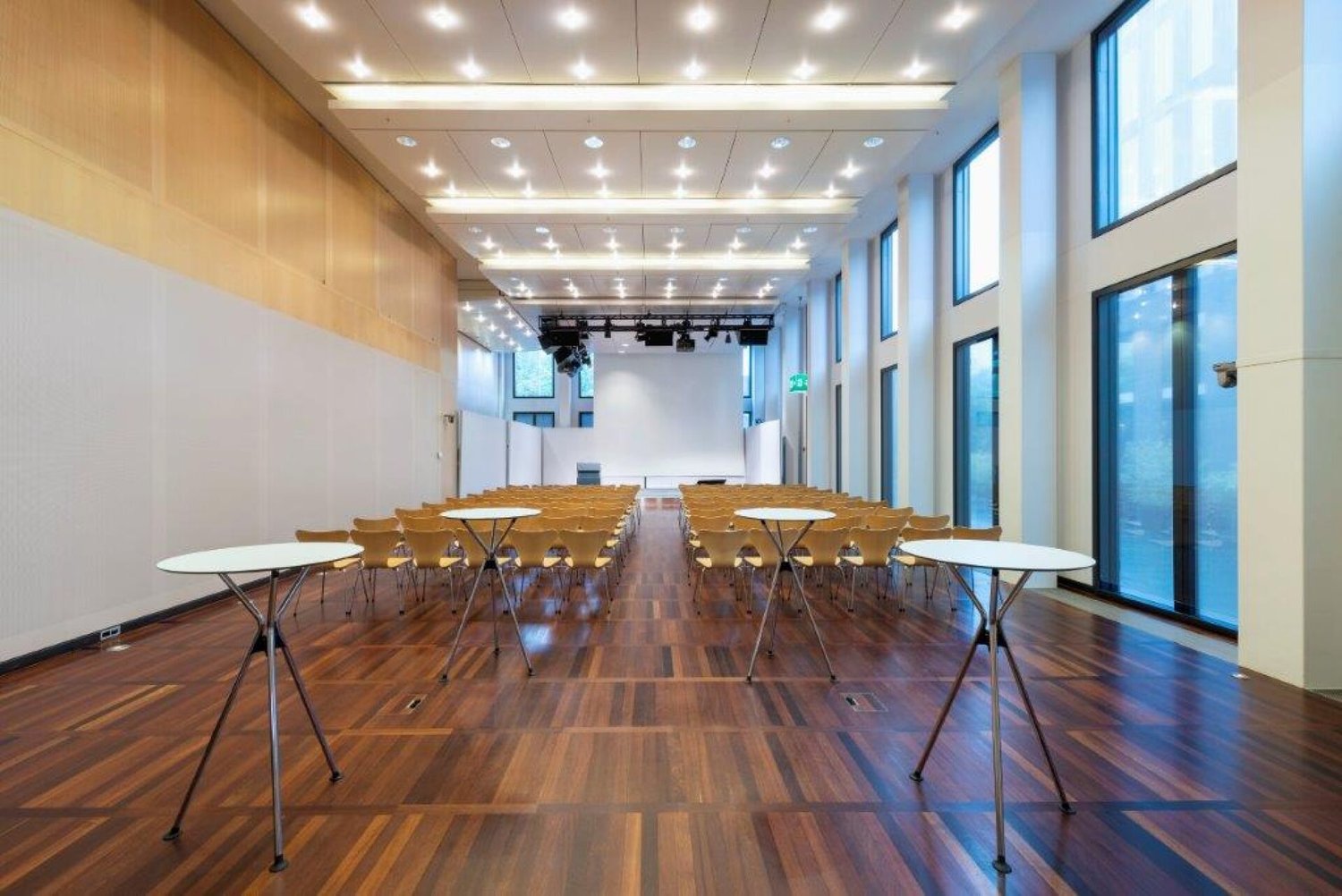 4500m² office, photo 8 of 10