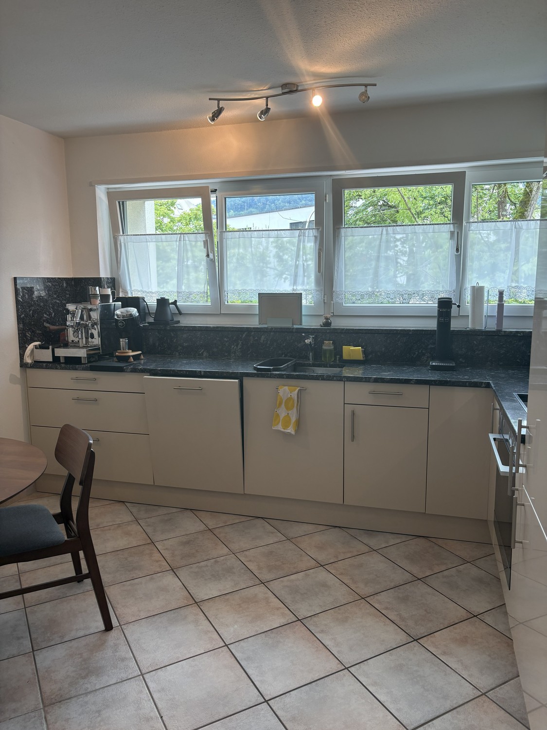 3 rooms apartment
