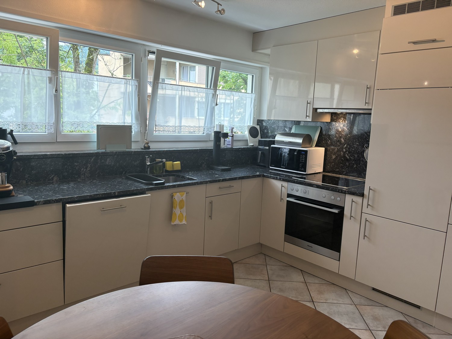 3 rooms apartment