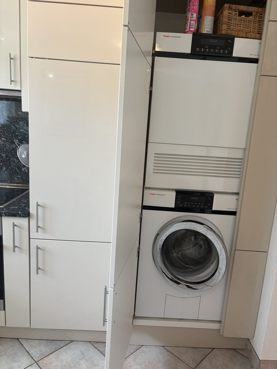3 rooms apartment