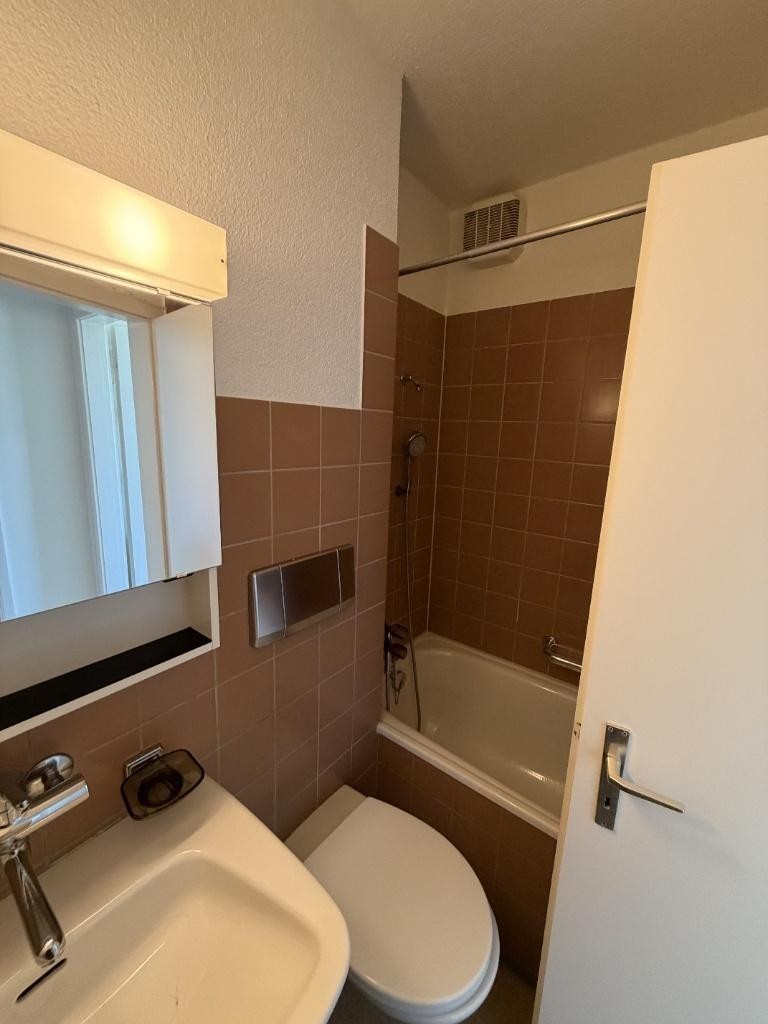 2 rooms apartment, photo 8 of 9