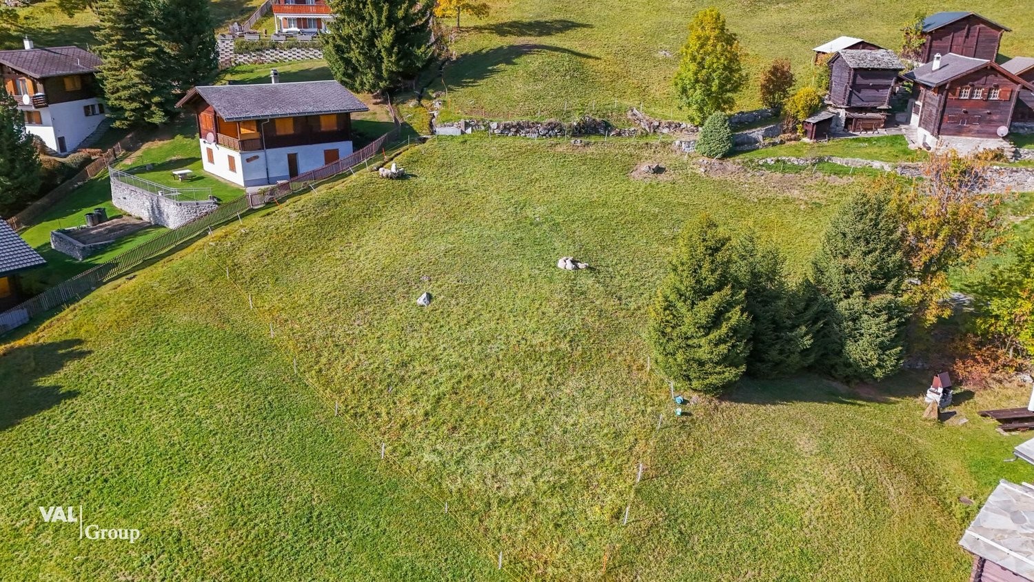 2010m² terrain à bâtir