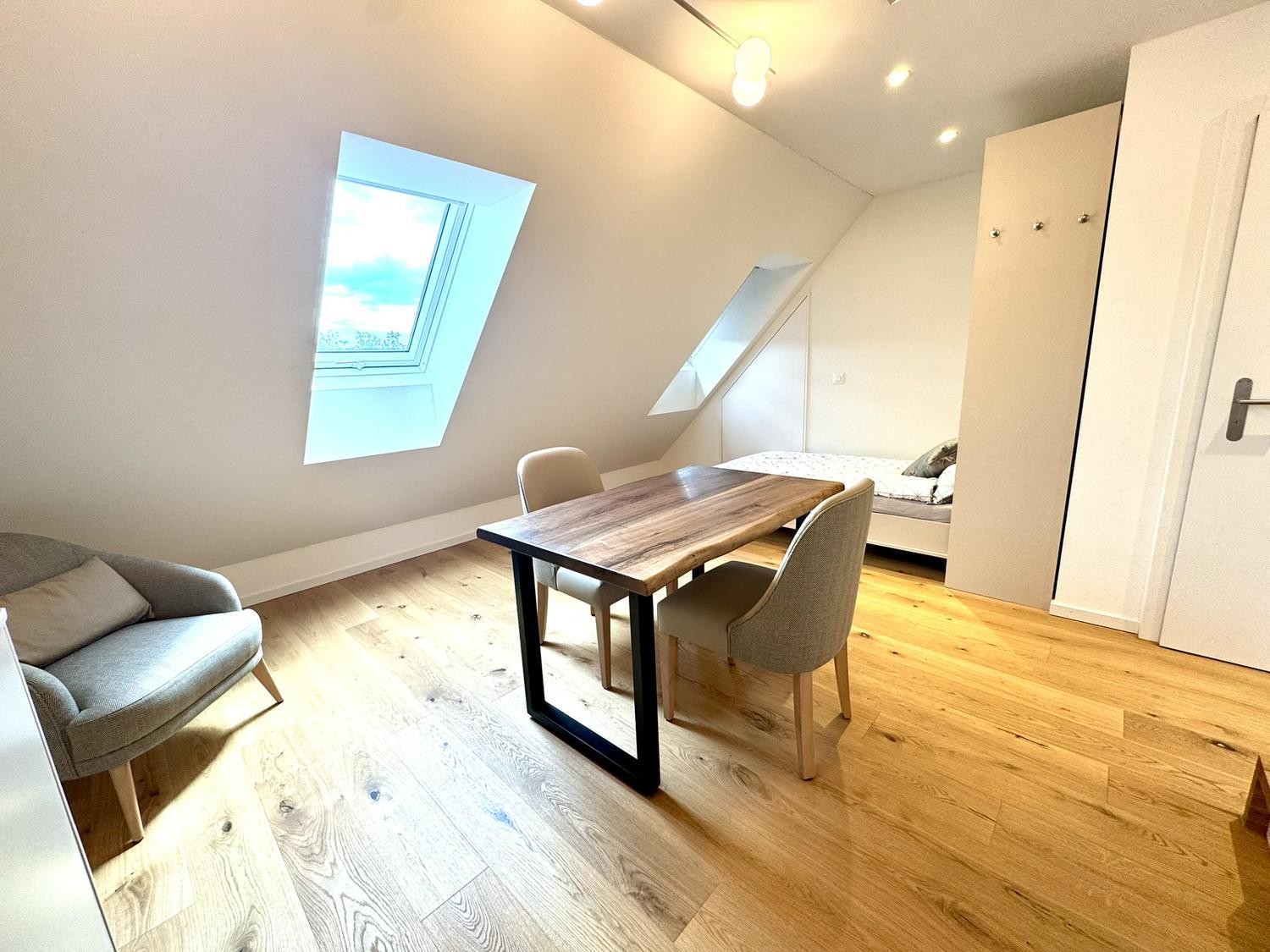 1 room furnished flat