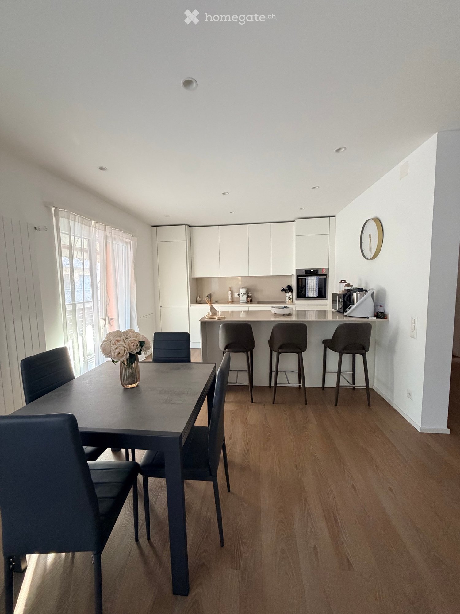 3 rooms apartment, photo 1 of 5