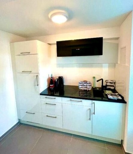 2 rooms furnished flat, photo 2 of 10
