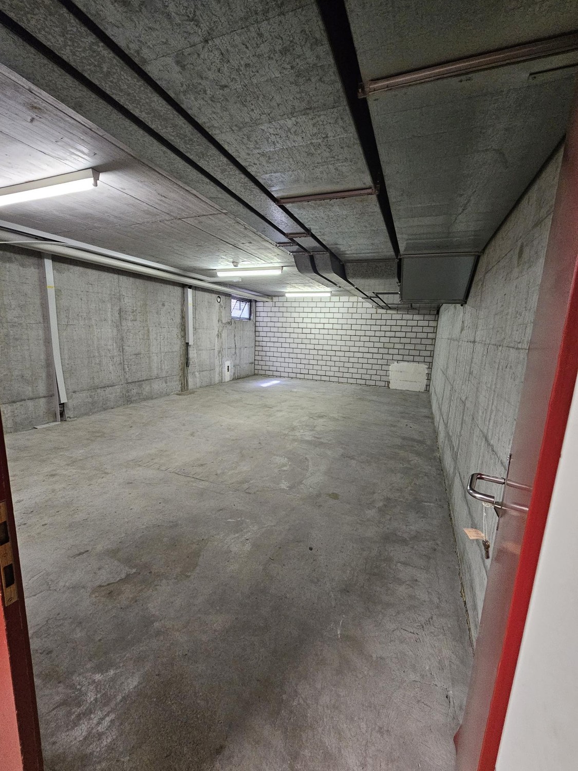 44m² cellar compartment, photo 2 of 4