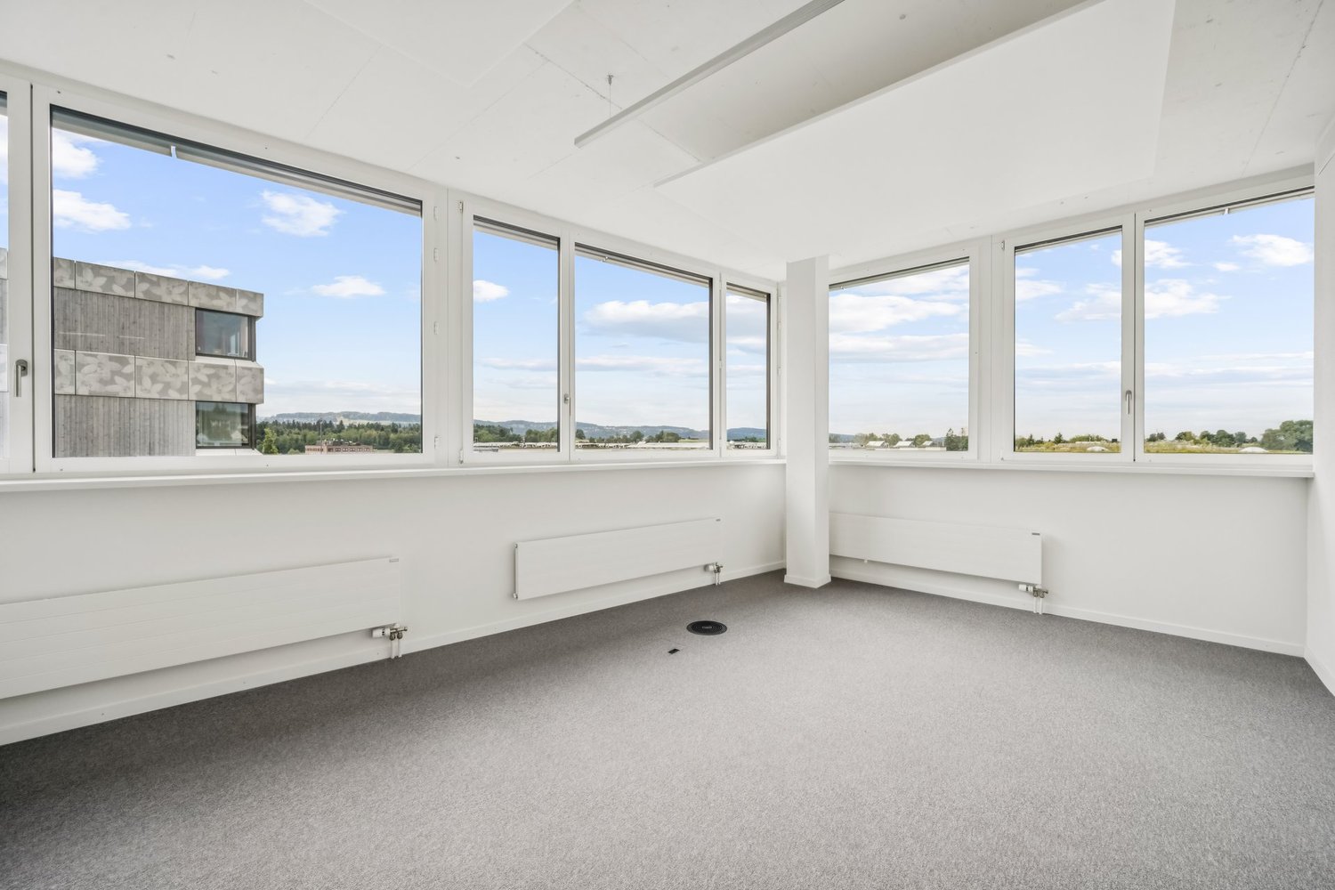 218m² office, photo 4 of 5