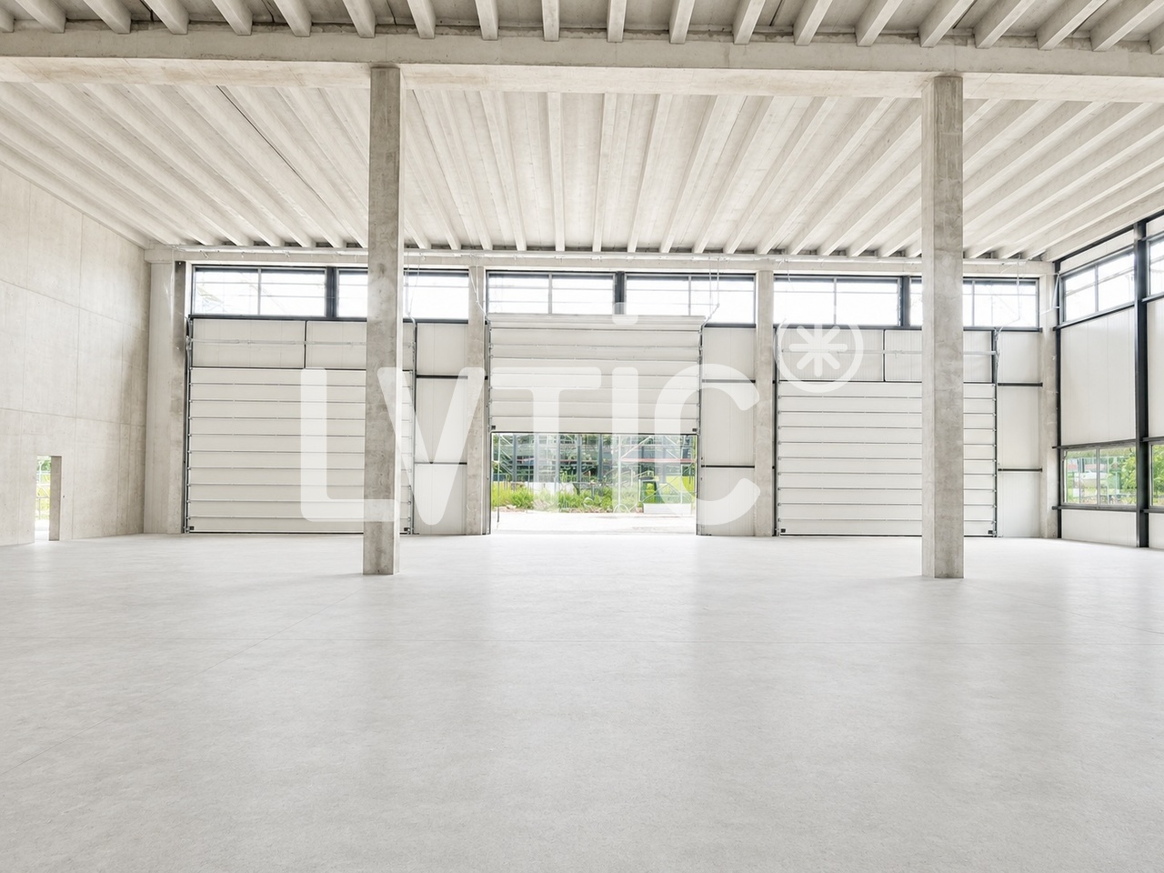 6600m² industrial object, photo 4 of 10