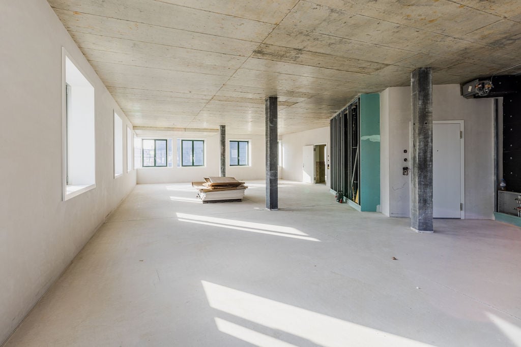 148m² office, photo 3 of 5