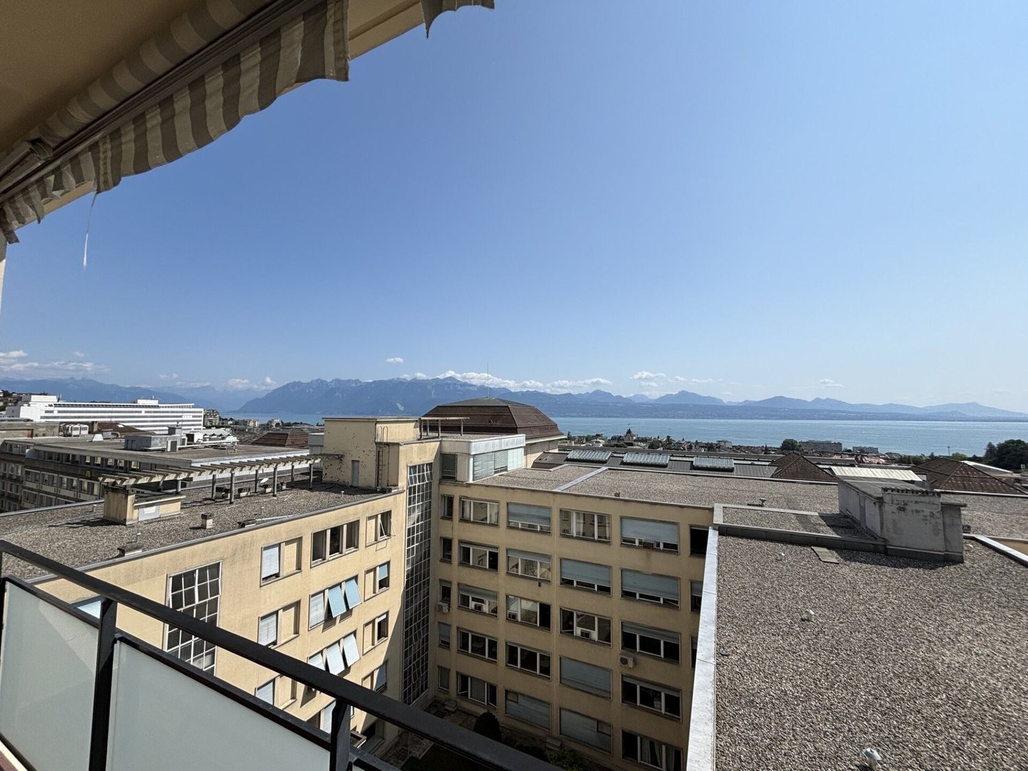 312m² office, photo 4 of 4