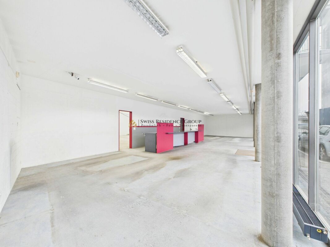 368m² commerciale